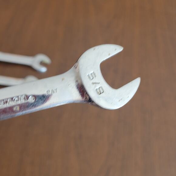 Vintage GearWrench Set of 3 Reversible SAE Ratchet Wrenches 9/16", 5/8", 1/2". - Picture 4 of 8